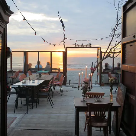 Dutchduochalet13 شاليه