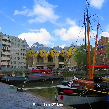 Dutchduochalet13 * جرافنزانده