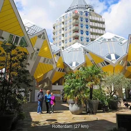 Dutchduochalet13 شاليه